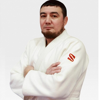 Мухарямов Азамат Фларитович 